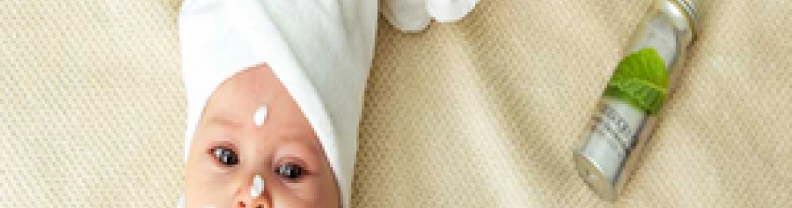 عناية الطفل