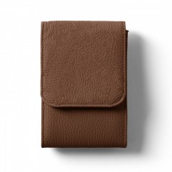 في نهاية المطاف محفظة جلدية