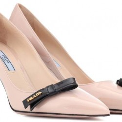 أحذية جلدية  الوردي الناعم